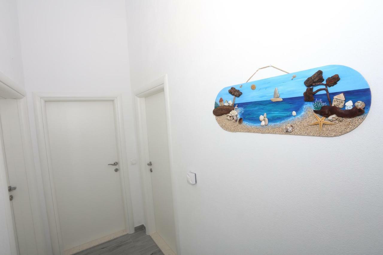 Apartman Kristian Trogir Exterior foto