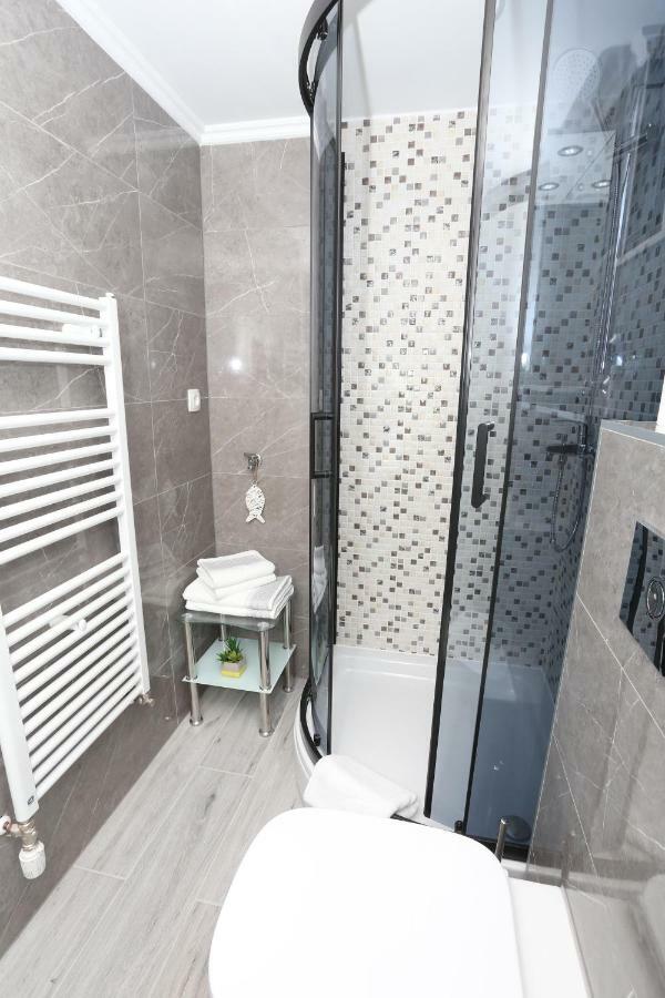 Apartman Kristian Trogir Exterior foto