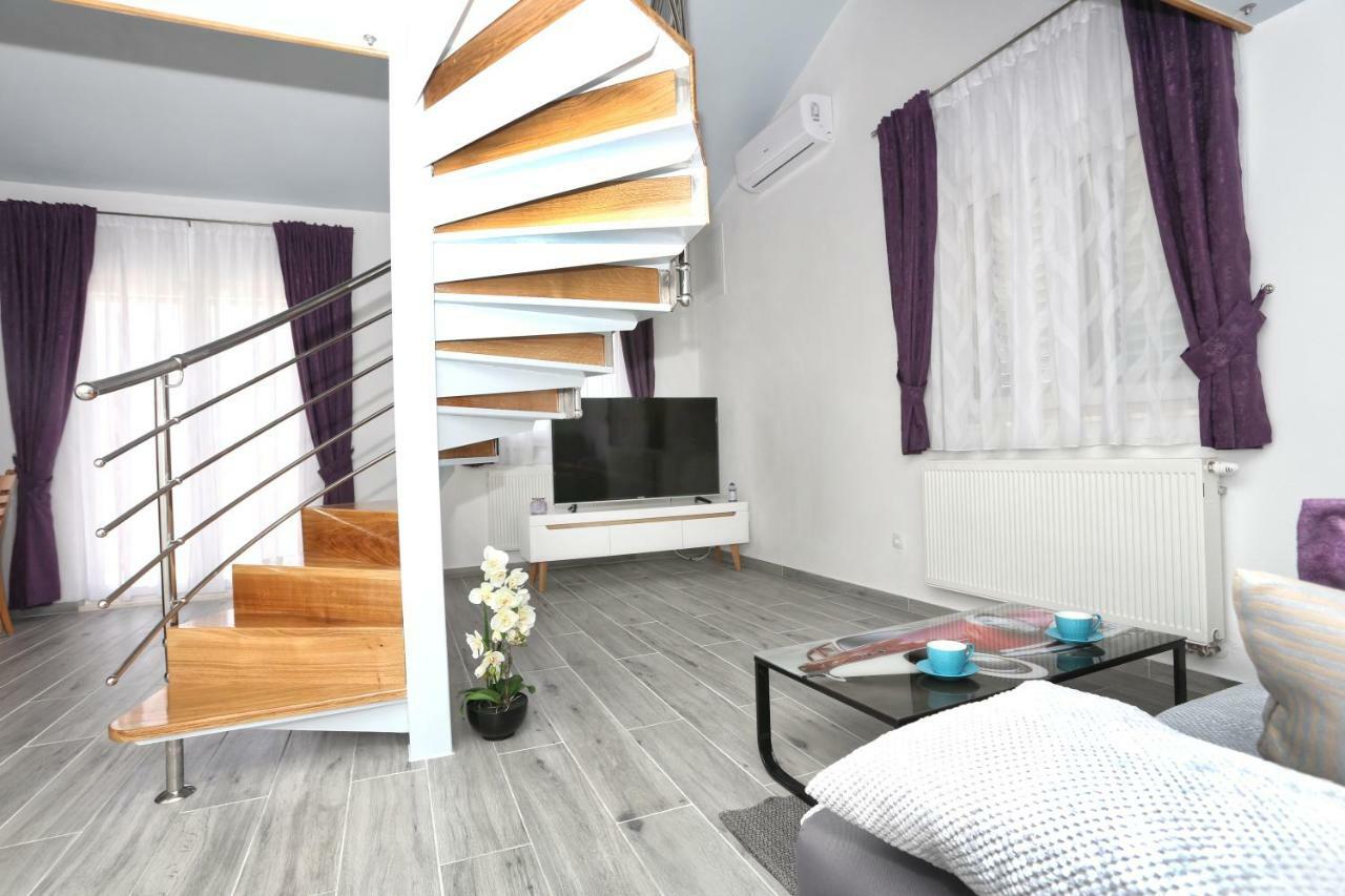 Apartman Kristian Trogir Exterior foto